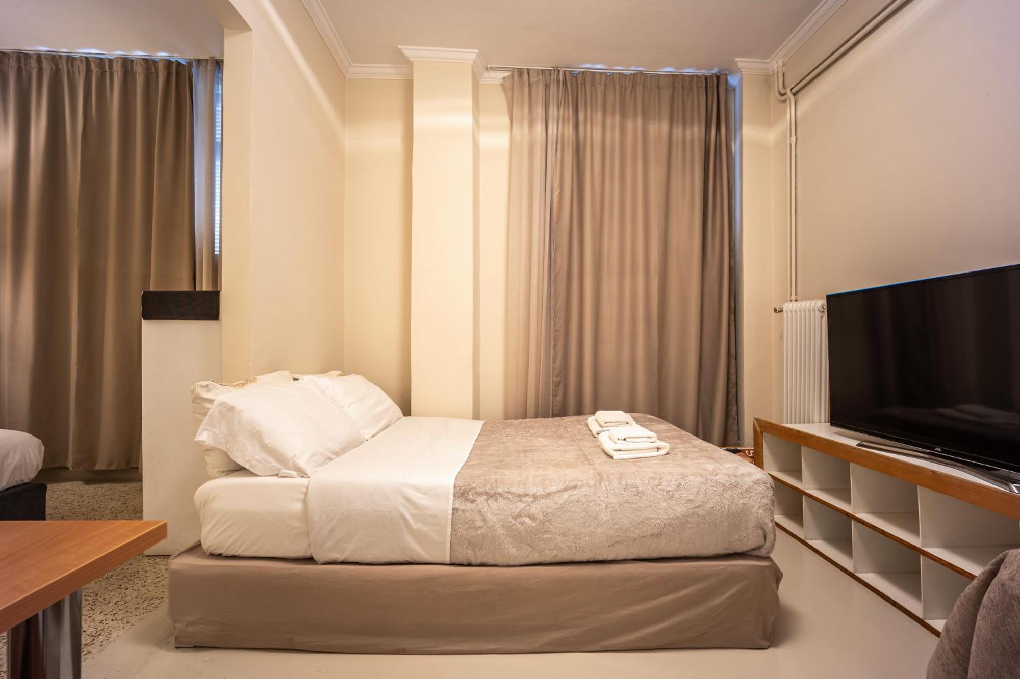 Filopappou Decent Apartment Athens Exterior photo